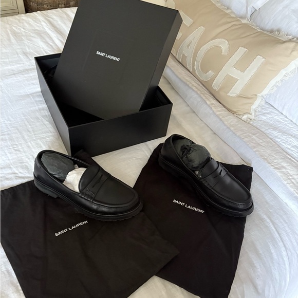 Saint Laurent Classic Black Loafers - Picture 1 of 9